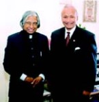 Dr. Dinesh Shah with former President of India, Shri Abdul Kalam